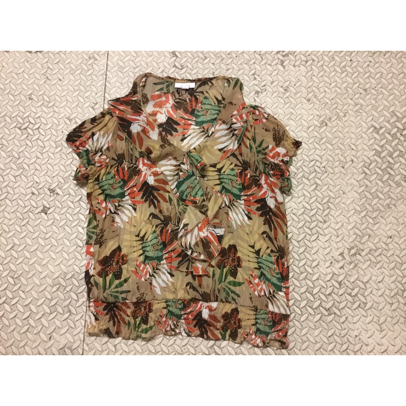 Dressbarn Tropical Floral Ruffle Blouse Womens Xl Multicolor Good Smocked Hem